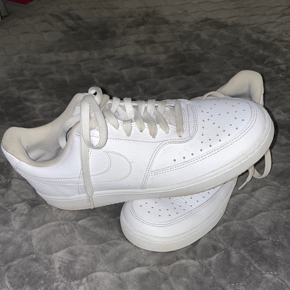 Nike Court Vision Low